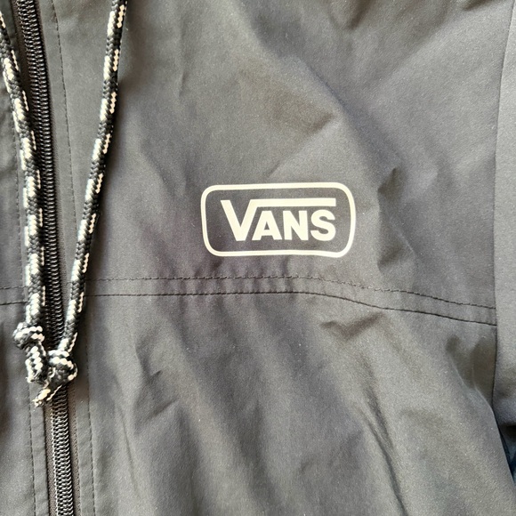 Vans Windbreaker Jacket Mens M Black Hooded Full Zip Lightweight Skate - Picture 2 of 9